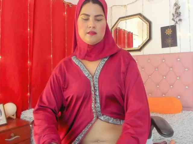 AishaAmin webcam