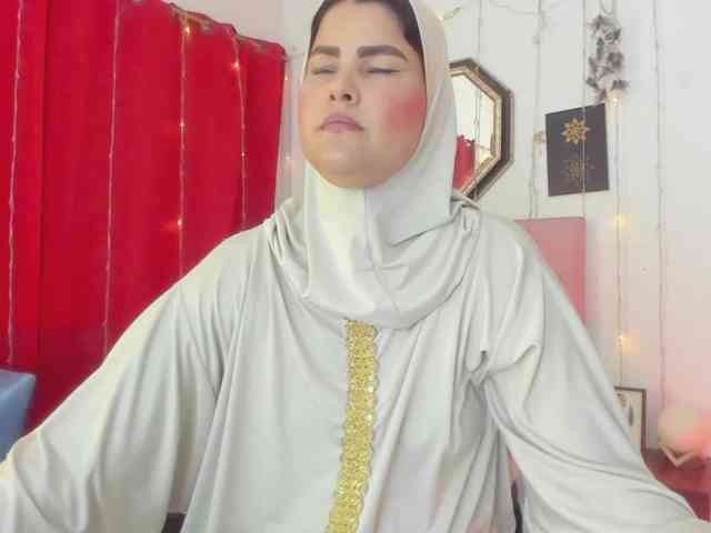 AishaAmin webcam