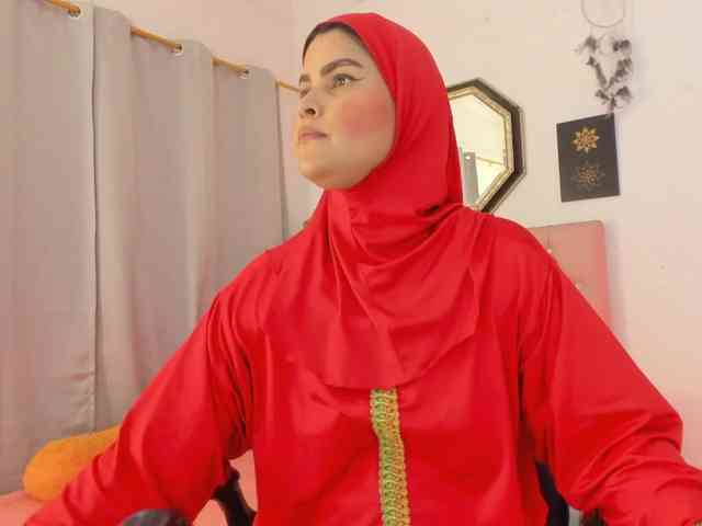 AishaAmin webcam