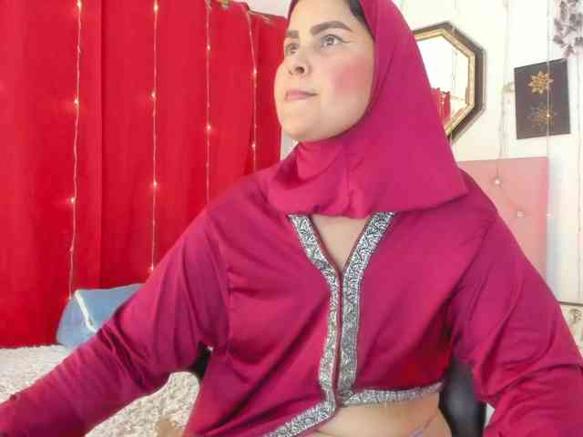 AishaAmin webcam