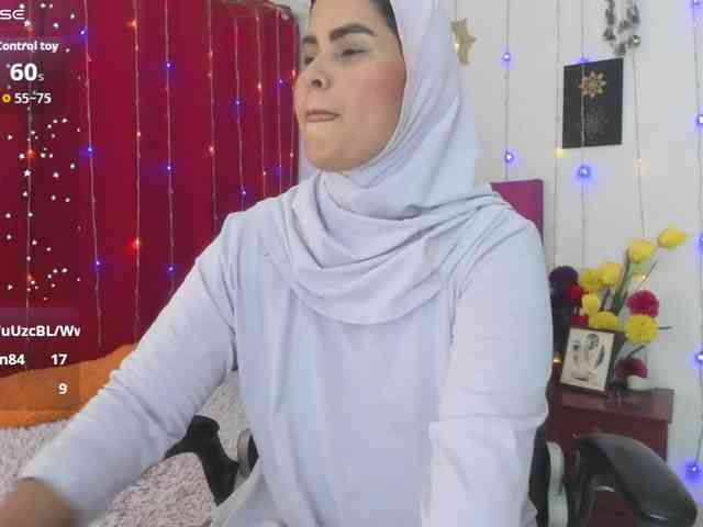 AishaAmin webcam