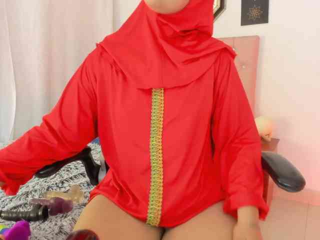 AishaAmin webcam
