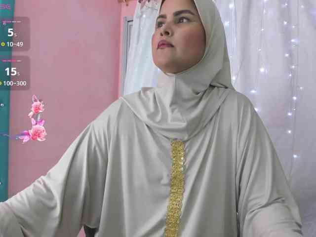 AishaAmin webcam