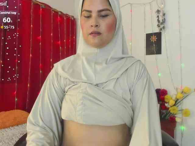 AishaAmin webcam