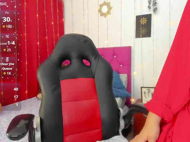 AishaAmin webcam