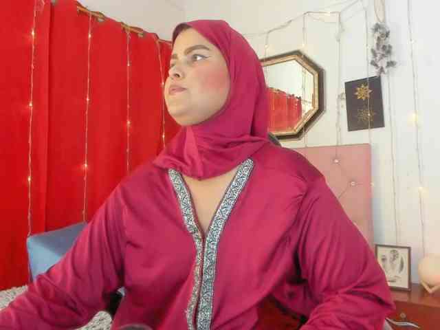 AishaAmin webcam