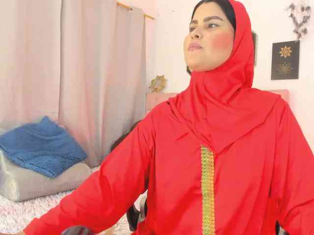 AishaAmin webcam