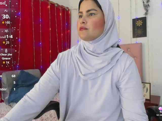 AishaAmin webcam