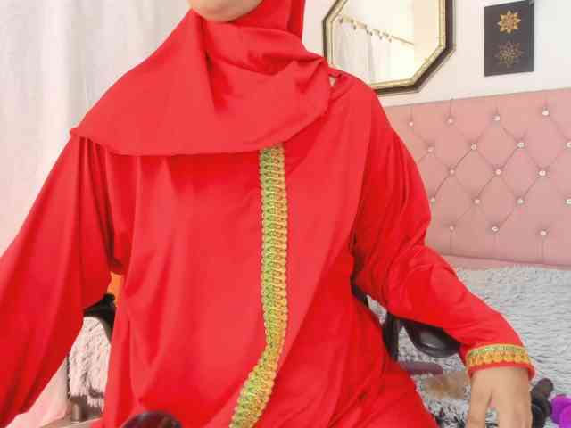 AishaAmin webcam