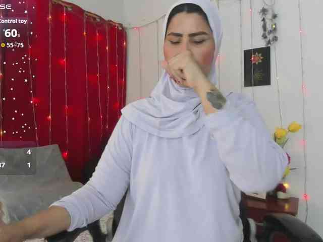 AishaAmin webcam