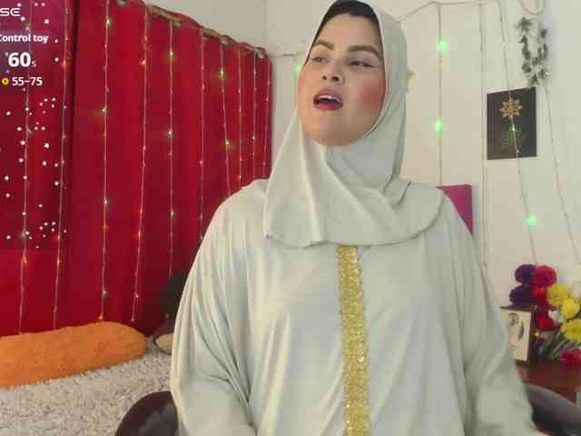 AishaAmin webcam