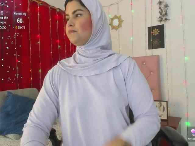 AishaAmin webcam