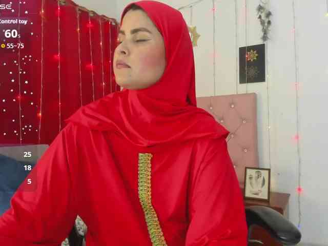 AishaAmin webcam