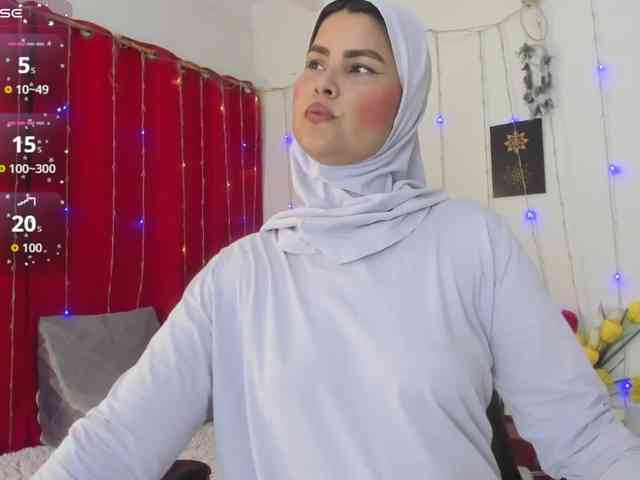 AishaAmin webcam