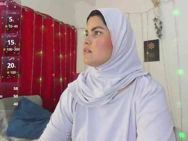 AishaAmin webcam
