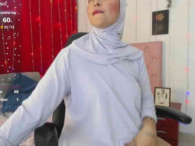 AishaAmin webcam