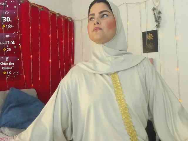 AishaAmin webcam