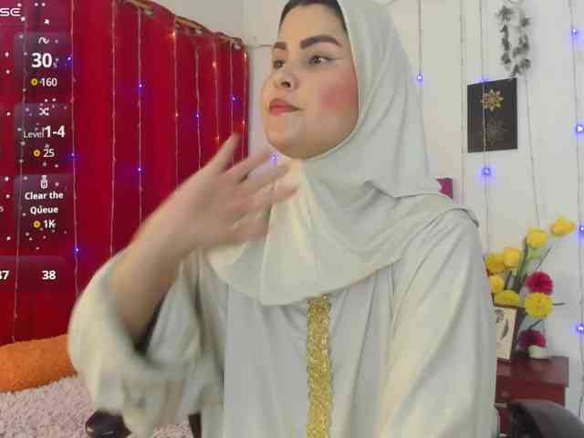 AishaAmin webcam