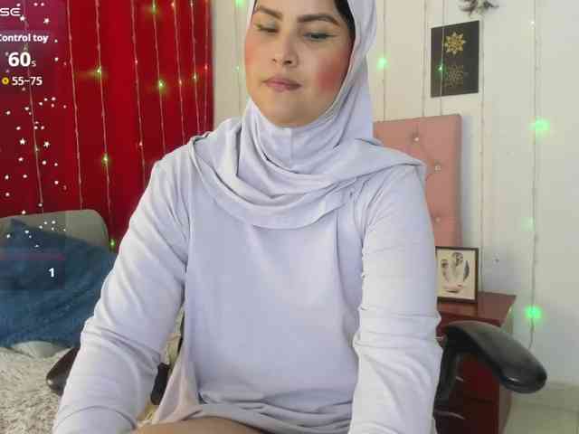 AishaAmin webcam