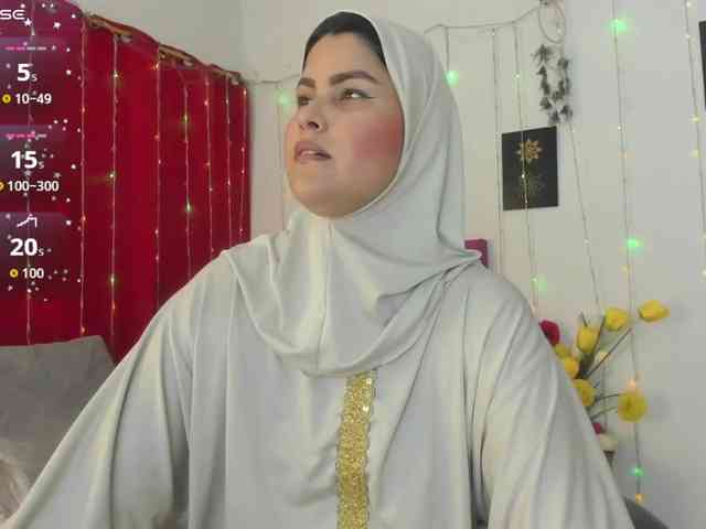 AishaAmin webcam
