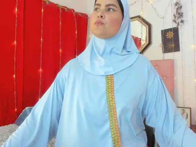 AishaAmin webcam
