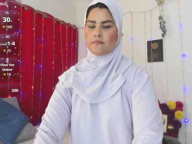 AishaAmin webcam