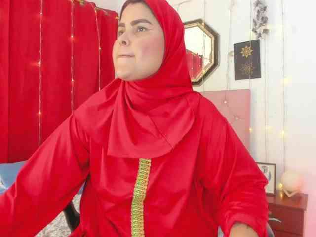 AishaAmin webcam