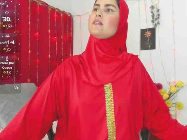 AishaAmin webcam