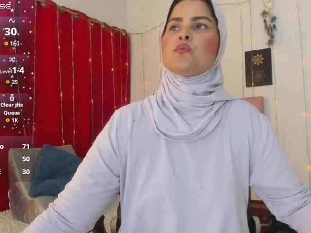 AishaAmin webcam