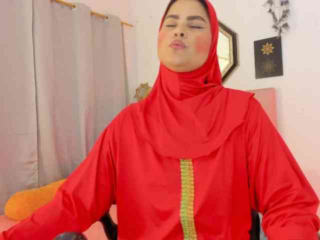 AishaAmin webcam