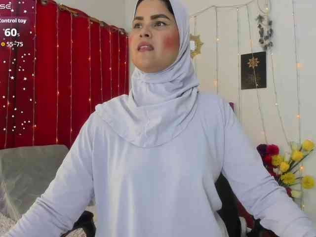 AishaAmin webcam