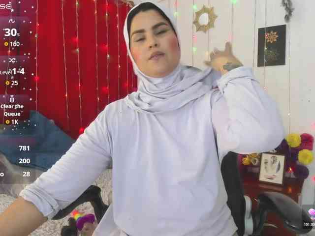 AishaAmin webcam