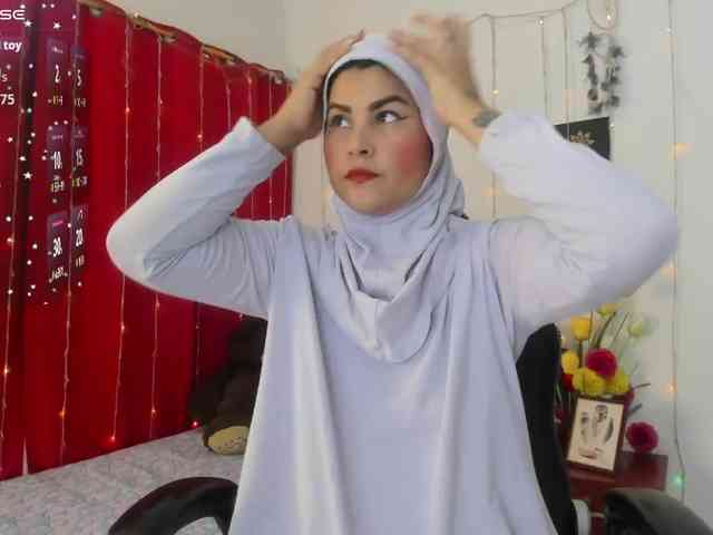 AishaAmin Live Webcam on BongaCams