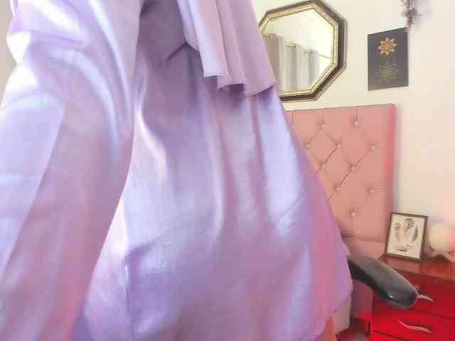 AishaAmin webcam