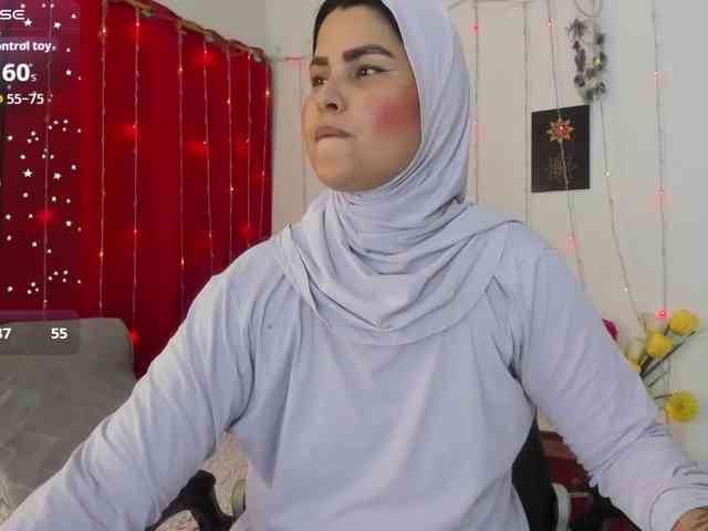 AishaAmin webcam