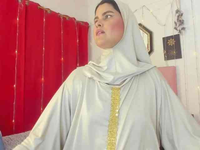 AishaAmin webcam
