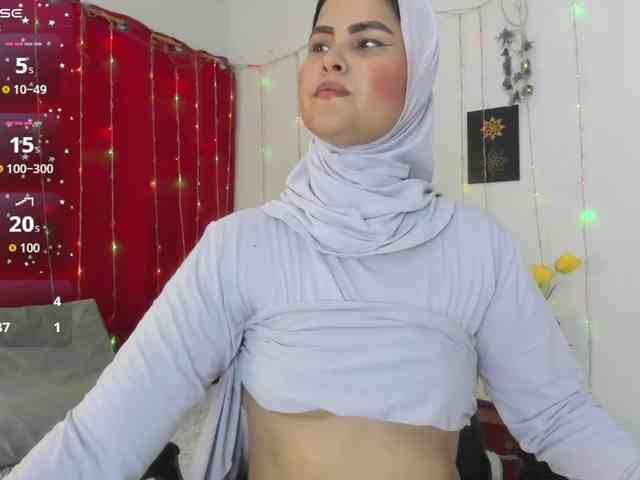 AishaAmin webcam
