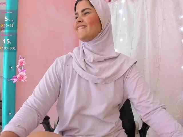 AishaAmin webcam