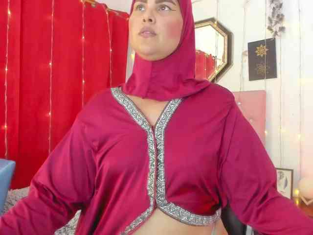 AishaAmin webcam