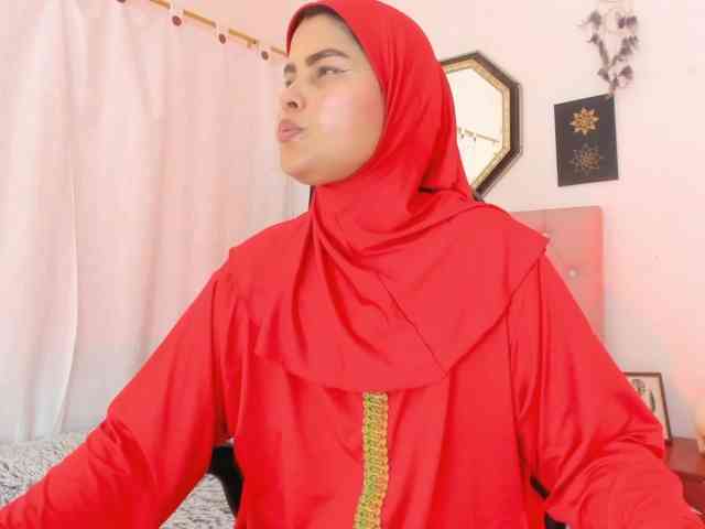 AishaAmin webcam