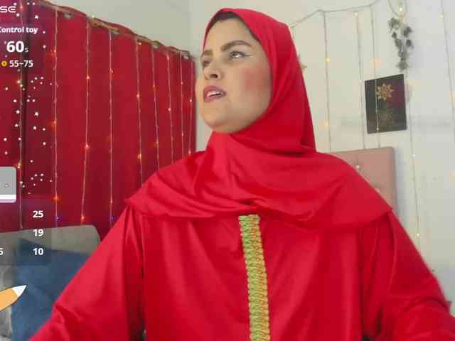 AishaAmin webcam