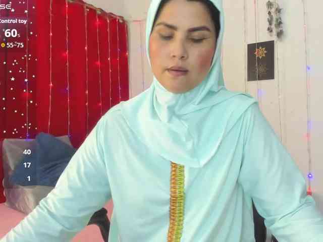 AishaAmin webcam