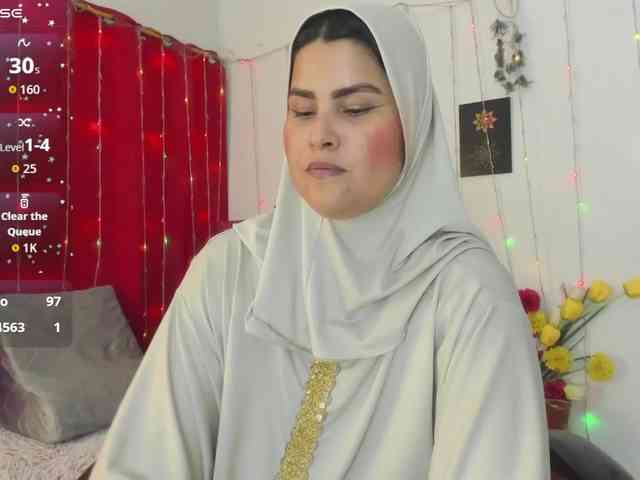 AishaAmin webcam
