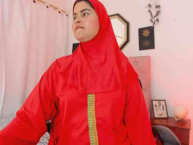 AishaAmin webcam