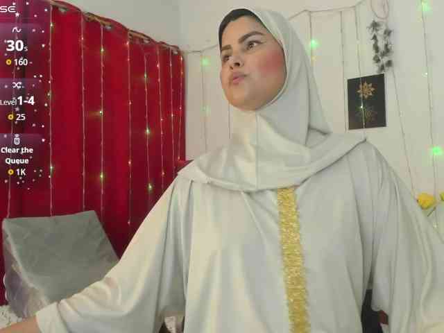 AishaAmin webcam