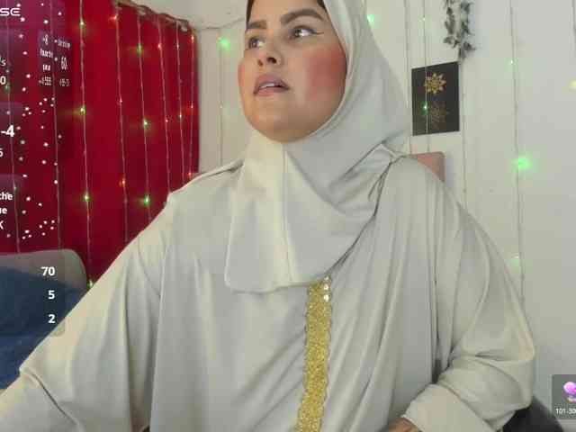 AishaAmin webcam