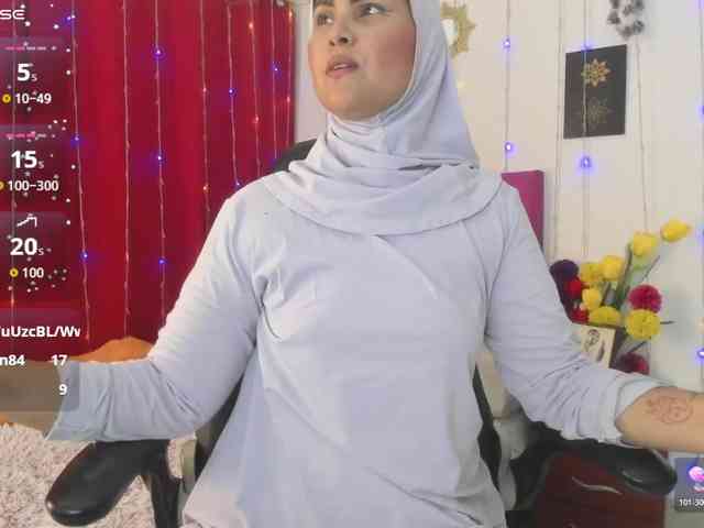 AishaAmin webcam