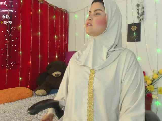 AishaAmin webcam