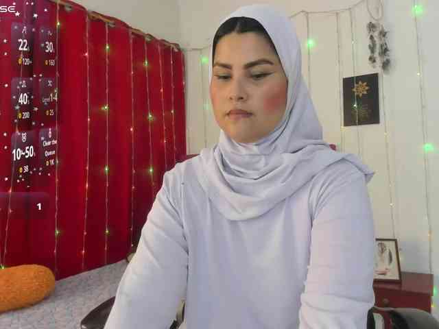 AishaAmin webcam