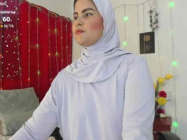 AishaAmin webcam